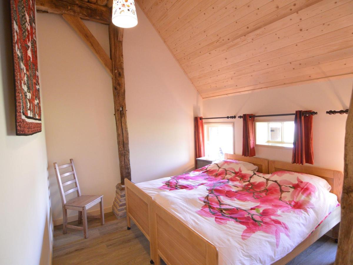 Staying In A Thatched Barn With Box Bed Beautiful View Region Achterhoek Geesteren  外观 照片